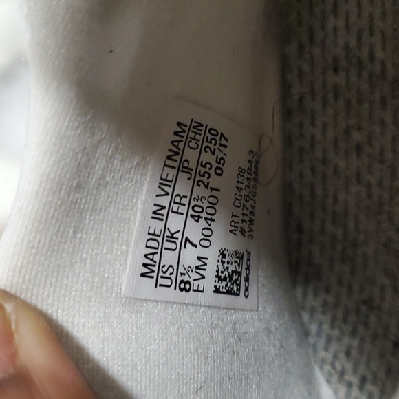 Adidas swift  woman's sneakers size 8.5 - Picture 10 of 13